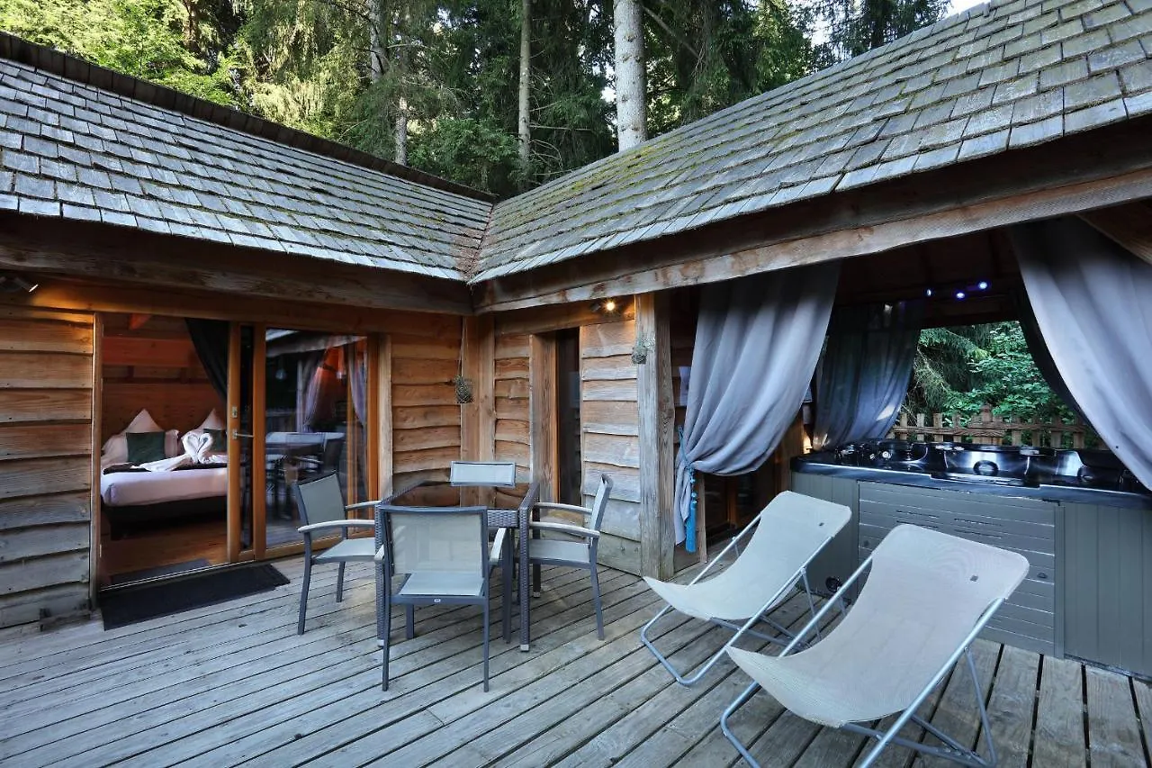 Les Lodges De Babylone Larringes