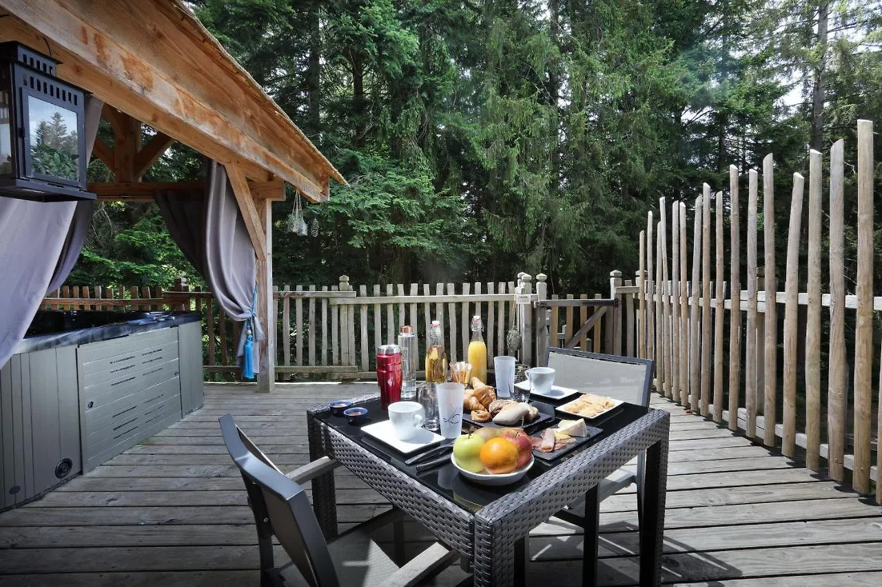 Les Lodges De Babylone Larringes Hotel